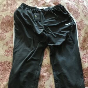 XL NIKE DRI-FIT SWEATPANTS